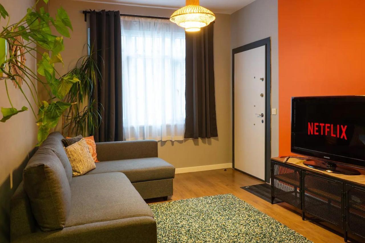 Cosy Flat With A Garden In Central Kadikoy อิสตันบูล ภายนอก รูปภาพ