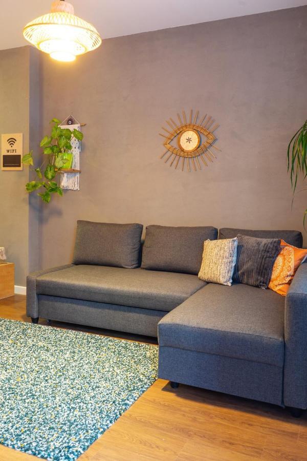 Cosy Flat With A Garden In Central Kadikoy อิสตันบูล ภายนอก รูปภาพ
